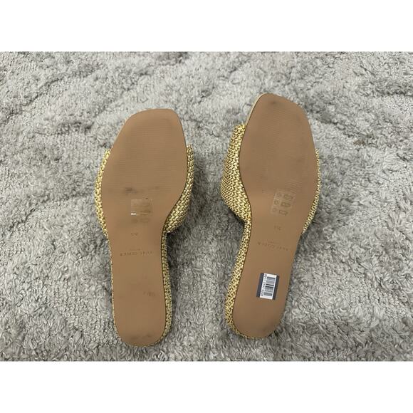 Kurt Geiger London Eye Flat Sandal Beige Sz 5.5 STORE MODEL - Picture 3 of 5